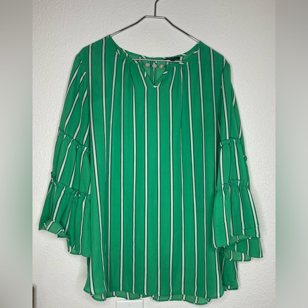 Blouse green with white stripes